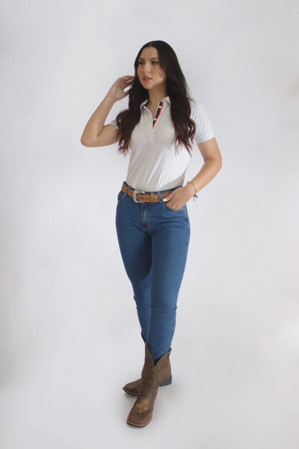 Camisa Gola Polo Feminina Clássica Branca - Image 3
